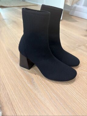 NEOUS Black Stretch Knit Ankle Boots - Women